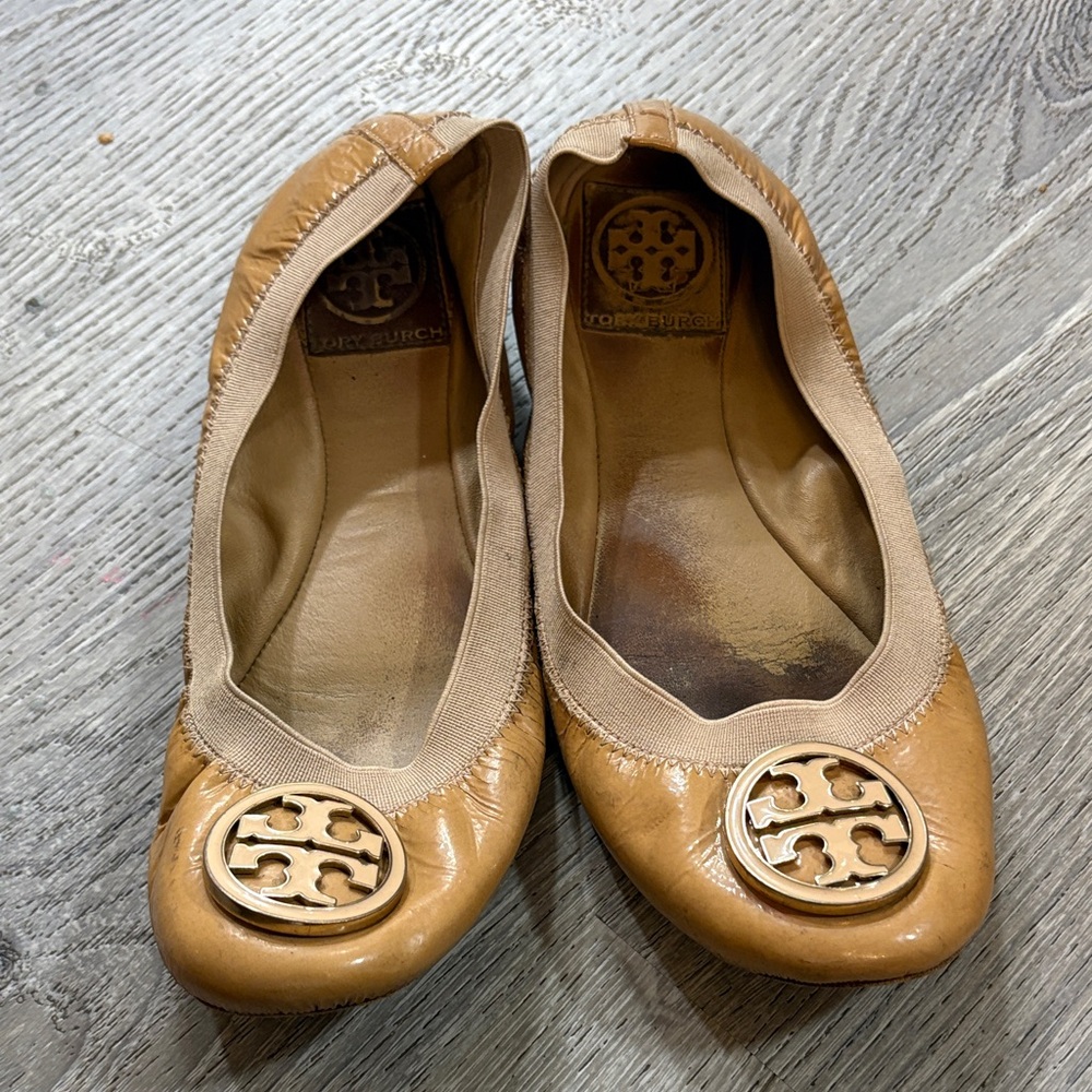 Tory Burch Camel Leather Flats